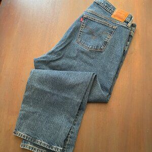 16W Levi's 501 medium wash cropped jeans, 26" inseam, straight leg, button fly